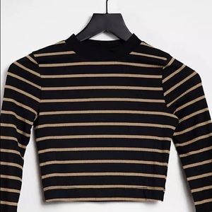 Collusion long sleeve crop top, size 4